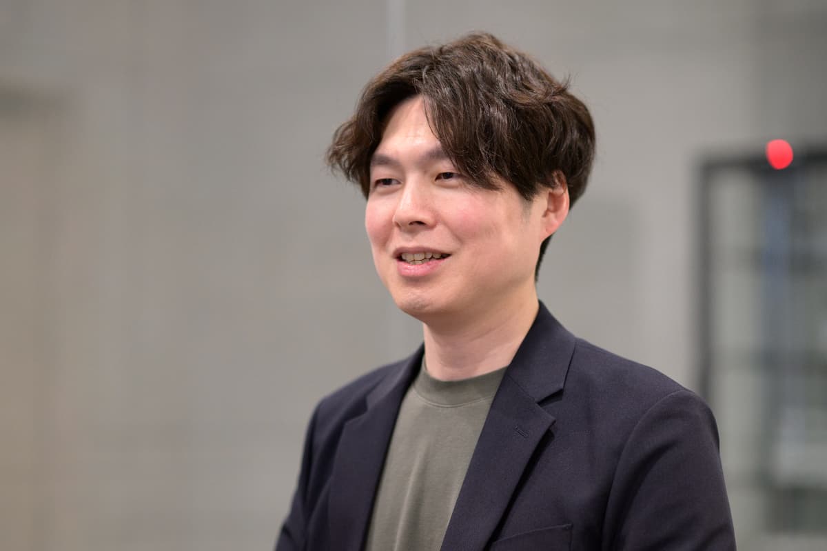 01_loglass_kawamura.jpg