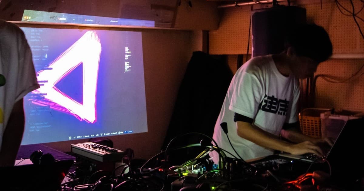 もう一つの海を目指して ─ Webエンジニアからクリエイティブ系にジョブチェンジして見えてきた世界のトップ画像