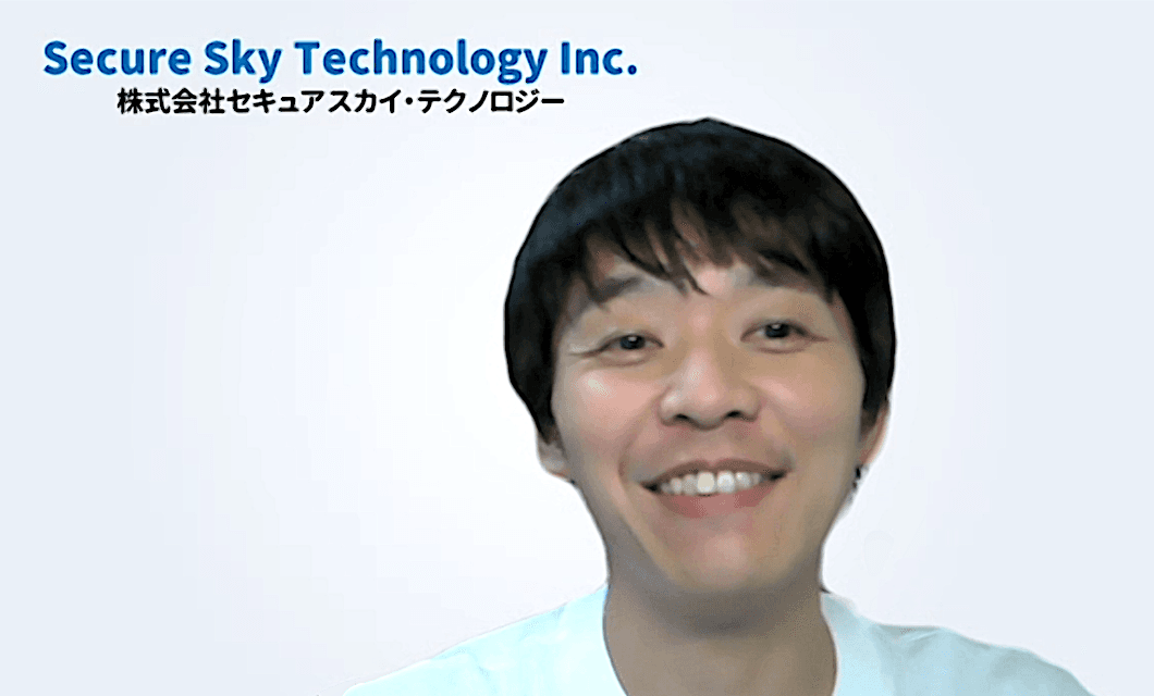 取材中のはせがわようすけさん